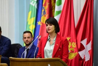 Lompar: Apsolutna podrška inicijativi za povećanje kvote za zastupljenost žena na izbornim listama na 40% - ženama pripada više mjesta u politici