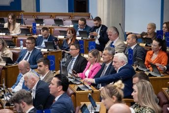Usvojen rebalans: Državni budžet veći za sedam eura