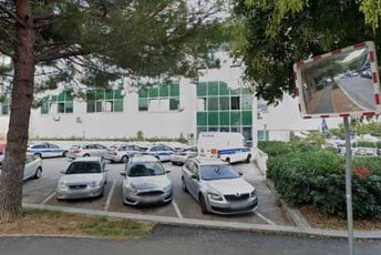 Split: Tražio da ga puste do toaleta, pa uzeo nož i izbo policajca u stanici