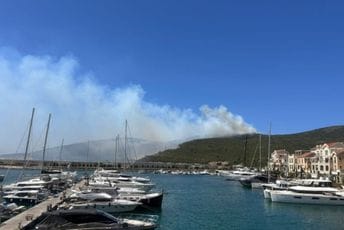 Naselje Luštica Bay bezbjedno, požar u zaleđu pod kontrolom