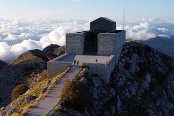 Monumentalno djelo i epohalan poduhvat: Ovo su neke od ključnih informacija o gradnji i otvaranju Njegoševog Mauzoleja