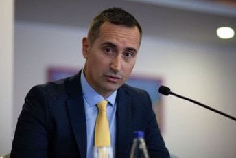 Šćekić: Društvo koje ne obrazuje mlade u antifašističkom duhu stvaraće nove Hitlere, ne bi iznenadilo da vlast u udžbenike uvrsti revizionističke sadržaje
