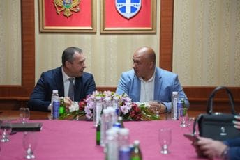 Šćekić posjetio Pljevlja: Najvili da će adaptirati terene za mali fudbal i rukomet i sufinansirati ŽRK "Breznica"