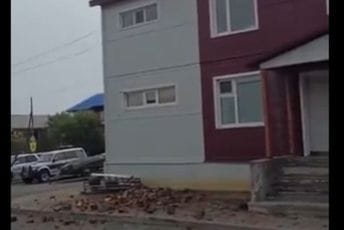 (VIDEO) Razoran zemljotres jačine 8.8 stepeni pogodio Rusiju: Ima povrijeđenih, izdato upozorenje na cunami