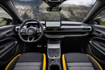 Vlasnici popularnog SUV-a pozvani u servis: Problem nije bezazlen Ilustracija