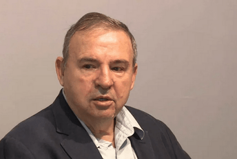 Reditelj Goran Marković dobio otkaz na Akademiji umjetnosti u Novom Sadu