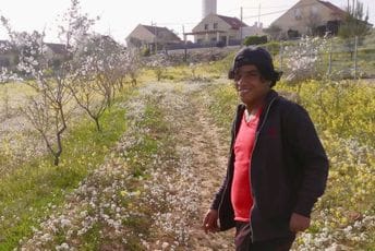 Novinar koji je učestvovao u stvaranju Oskarom nagrađenog filma „No Other Land“ ubijen u Palestini