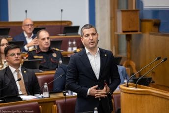 Bečić: Umjereni građani, ne upadajte u zamke pojedinaca sa različitih strana