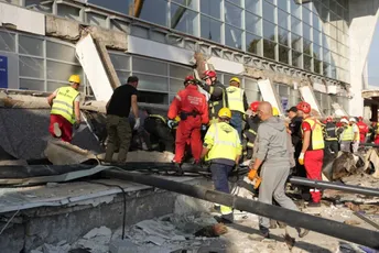 Podignuta optužnica protiv Vesića i još 12 osoba zbog pada nadstrešnice u Novom Sadu