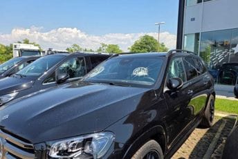 Uhapšen Podgoričanin, sumnja se da je čekićem oštetio automobile vrijedne milion eura