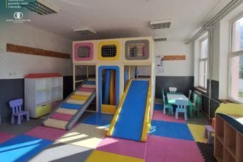 MPNI: Prostor škole u Murinu oplemenjen dječjom igraonicom