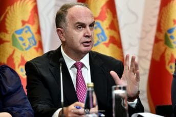 Đeljošaj: Htjeli su procenat za ekipu iz Milatovićevog kabineta, pokušaji disciplinovanja Albanaca neće proći