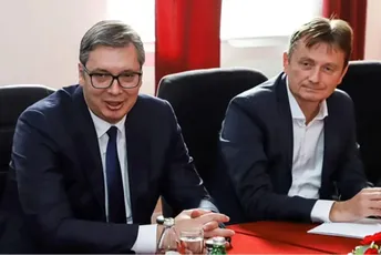 Srpski ministar nakon operacije priključen na respirator, ljekari mu se bore za život