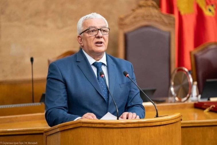 Mandić čestitao 13. jul: Antifašizam uvijek i svuda, totalitarizam nikada više Mandić čestitao 13. jul: Antifašizam uvijek i svuda, totalitarizam nikada više