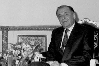 Vodeći protagonista revolucije: Umro Jon Ilijesku, prvi postkomunistički predsjednik Rumunije