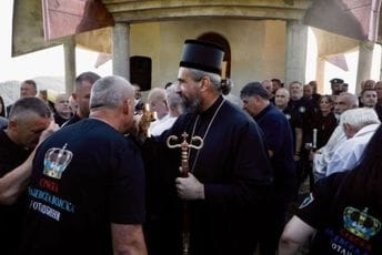 Metodije: Spomenik Đurišiću ćemo staviti u crkvu, pa nek dođu da je ruše