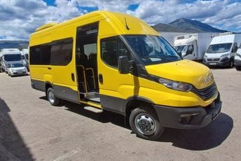 Ulcinj dobija javni prevoz: Obezbijeđeni prvi autobusi za prevoz građana i učenika