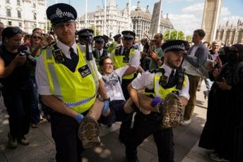 Na protestima u Londonu uhapšeno više od 350 pristalica zabranjene Palestinske akcije