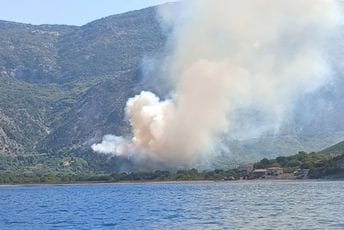Čanj: Vlasnici turističkih brodića spremni da evakuišu turiste, ako zatreba