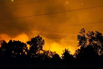 Piperi: Na Drezgi u toku odbrana kuća, kritično kod Smokovca, stiglo još vojnika (FOTO / VIDEO)