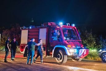 Bešović: Od vjetra zavisi hoće li vatra 'prebaciti' Moraču, iz Hrvatske potvrđeno da stiže kanader