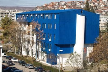 Plavi dvor otvoren za smještaj građana Podgorice koji su evakuisani iz područja zahvaćenih požarom