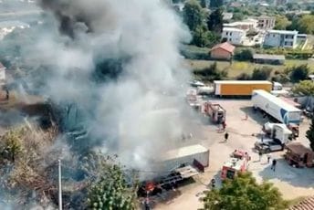(VIDEO) Opština Bar: Vatrogasci ulažu nadljudske napore da spriječi širenje vatre i sačuvaju živote i imovinu