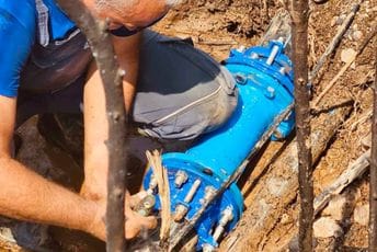 Vodovod: U požarima u Piperima na više mjesta izgorio distributivni cjevovod, bio zatrpan svega 10-15 cm
