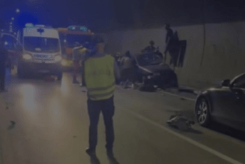 Budoš: Jedna osoba povrijeđena u sudaru tri auta