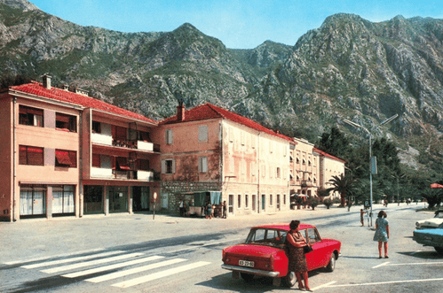 Prije skoro pola vijeka zabilježen je jedan od najdrastičnijih padova turističkih posjeta u istoriji Crne Gore