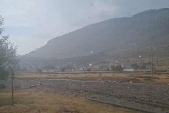 (VIDEO) Kiša gasi požar na Kučkim Koritima