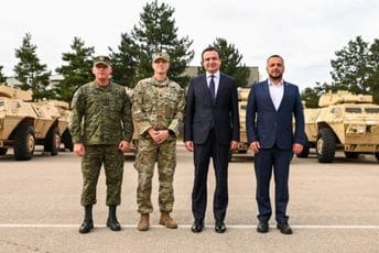 Kosovo preuzelo 50 oklopnih vozila kupljenih od SAD-a
