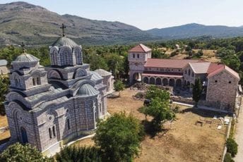 SPC i pored rješenja o zabrani i vraćanju u prvobitno stanje završila grube građevinske radove: Konak sagrađen brže od pravne države