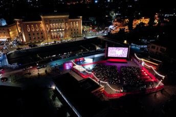 Otvoreno UNIQA ljetno kino Stari Grad - Počeo 31. Sarajevo Film Festival