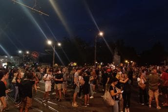Iz Novog Pazara se ne može ka Crnoj Gori: Građani blokirali magistralu