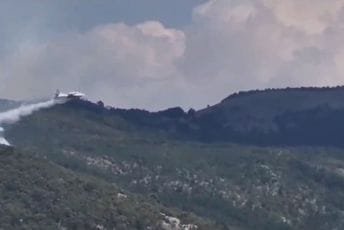 (VIDEO) Požar u Nikšiću gasi avion iz Emirata, na terenu i vojni helikopteri
