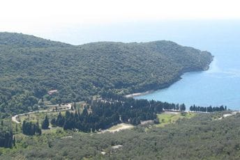 Ulcinj: Komšiju povrijedio udarajući ga metrom