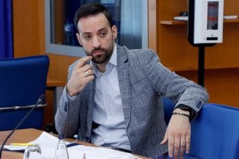 Zirojević: Burno reagovanje DNP, ne sjećam se da su ovako postavljali pitanja kriminalcu Parezanoviću