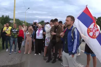 Protest u Lazarevcu zbog cistijerni pored Ibarske magistrale, građani zabrinuti da iz jedne curi opasna supstanca