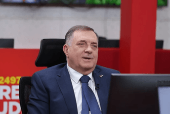 Dodik uskratio pomoć u gašenju požara Crnoj Gori, evo i zašto