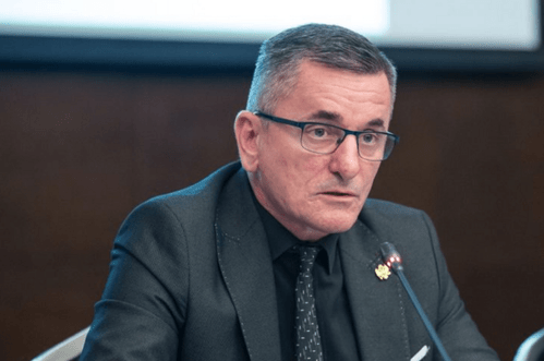 Hibridni funkcioneri bez znanja i integriteta