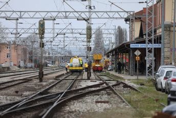 Zagreb: Muškarac poginuo na željezničkoj stanici, udario ga voz