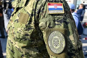 Hrvatskog vojnog pilota i njegovu partnerku iz Srbije terete za špijunažu: Odavali informacije partiji sa Kosova
