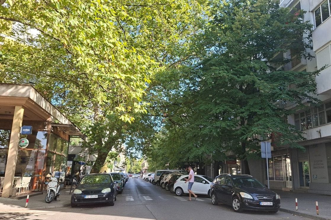 Podgorica: Kazne za parkiranje i do 150 eura