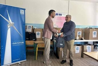 Za prve korake ka znanju: Donacija đacima u Edukativnom centru u Šavniku