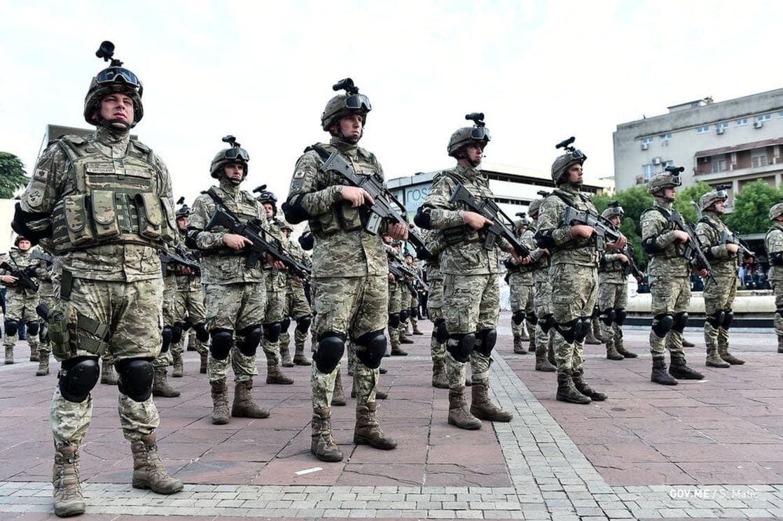 Vojnici koji su hapšeni na Kosovu: Krivokapić kažnjen, Lalatović napustio vojsku