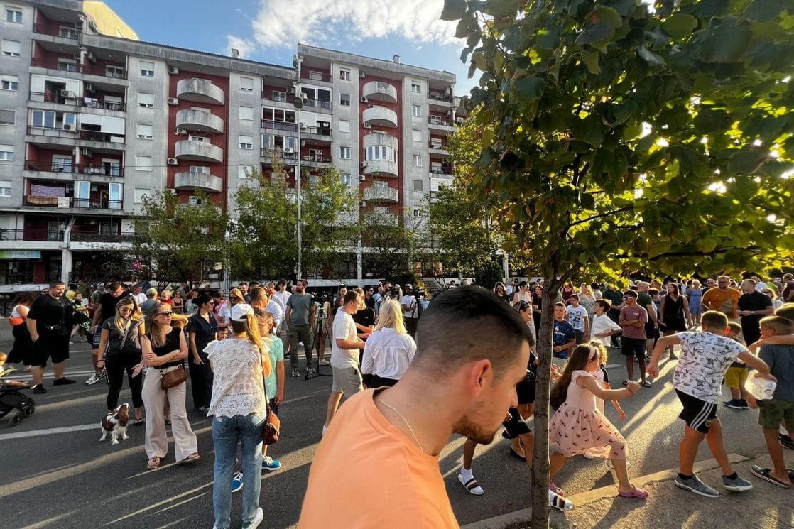 Počeo protest na Zabjelu: Građani se protive gradnji zgrada na parceli na kojoj je bio planiran park