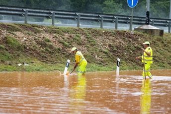 (FOTO) Potop u Istri, zabilježeno oko dvije hiljade udara groma: "Nikad nismo vidjeli nešto ovako"