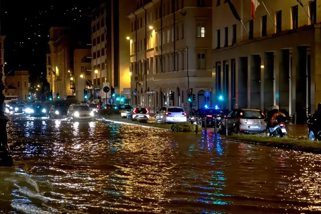 'Vodena bomba' napravila haos u Trstu (VIDEO)