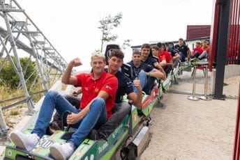 Zlato i bronza mladih vaterpolista na vrhu Lovćena